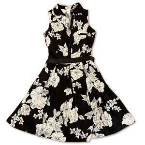 Guess Vintage Black and White Floral Fit & Flare Midi Dress Size S